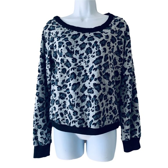 🇺🇸 LUCCA COUTURE grey leopard sweatshirt size M - Picture 1 of 8